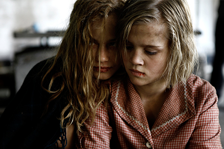 <b>savasin golgesinde</b>