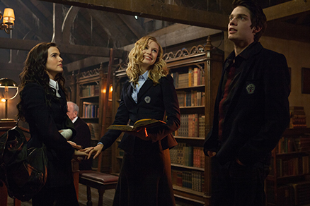 <b>vampir-akademisi</b>