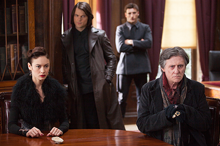 <b>vampir-akademisi</b>