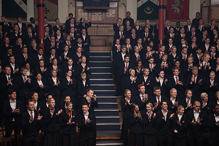 <b>vampir-akademisi</b>